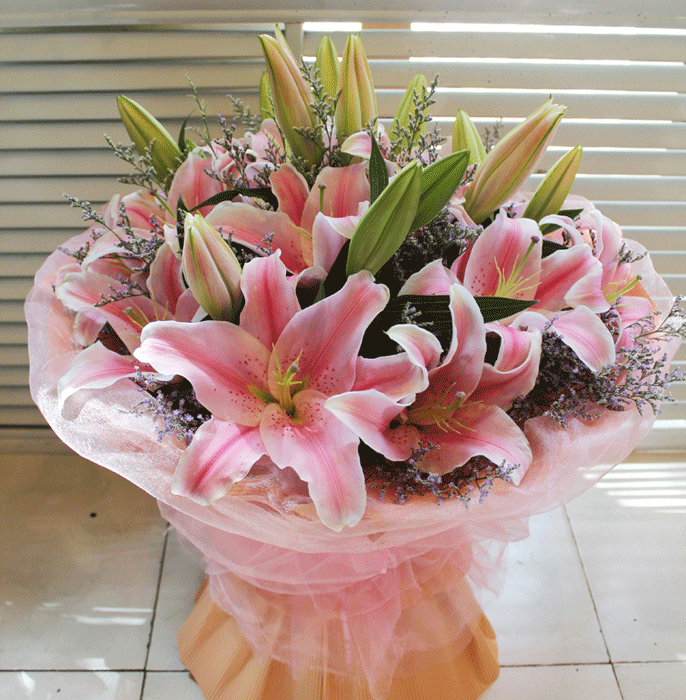 西安实体鲜花店/高新区莲湖区大学城鲜花速递/百合/圣诞生日订花