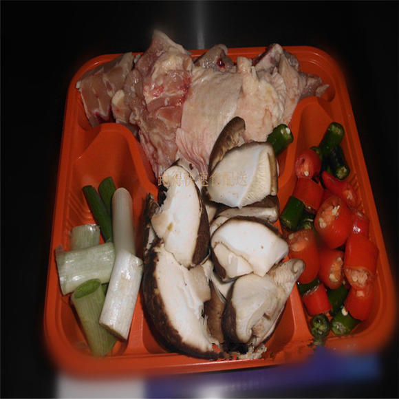 香菇鸡块(半成品) - 跑得快速食配菜