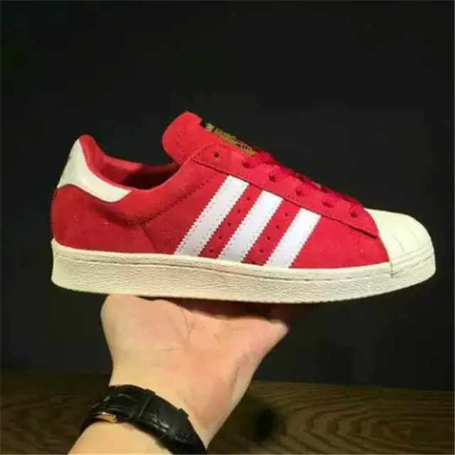 adidas三叶草 贝壳头今年的流行走向 !