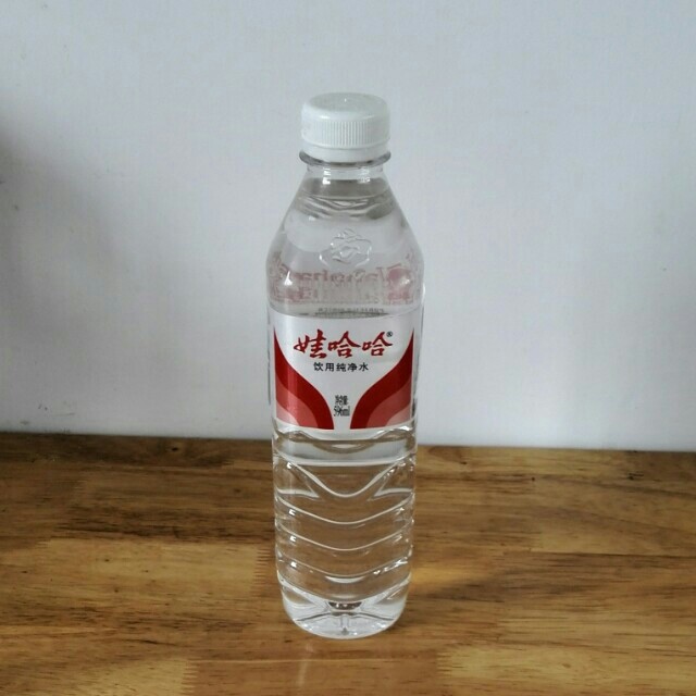 娃哈哈饮用纯净水 596ml