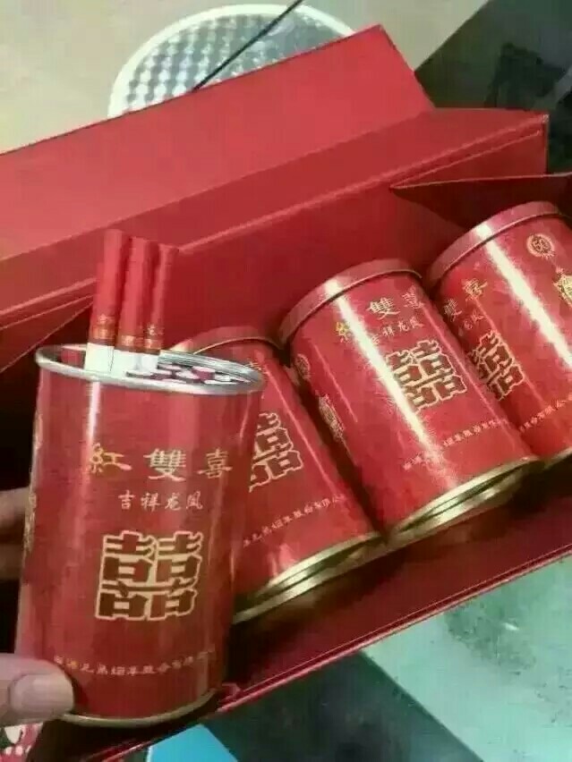 南洋 双喜吉祥龙凤条罐