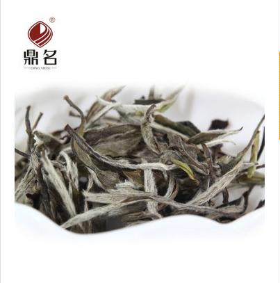 鼎名 福鼎白茶 老白茶 原茶2010年 实惠罐装 白牡丹 特级 35g/罐 商品图2