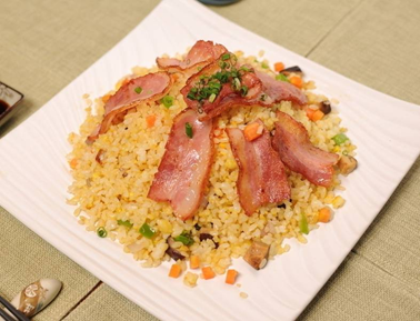 培根炒饭