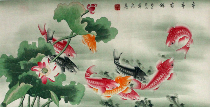 此幅作品取材莲花,金鱼等吉祥之意,莲花自古有"出淤泥而不染,濯清涟