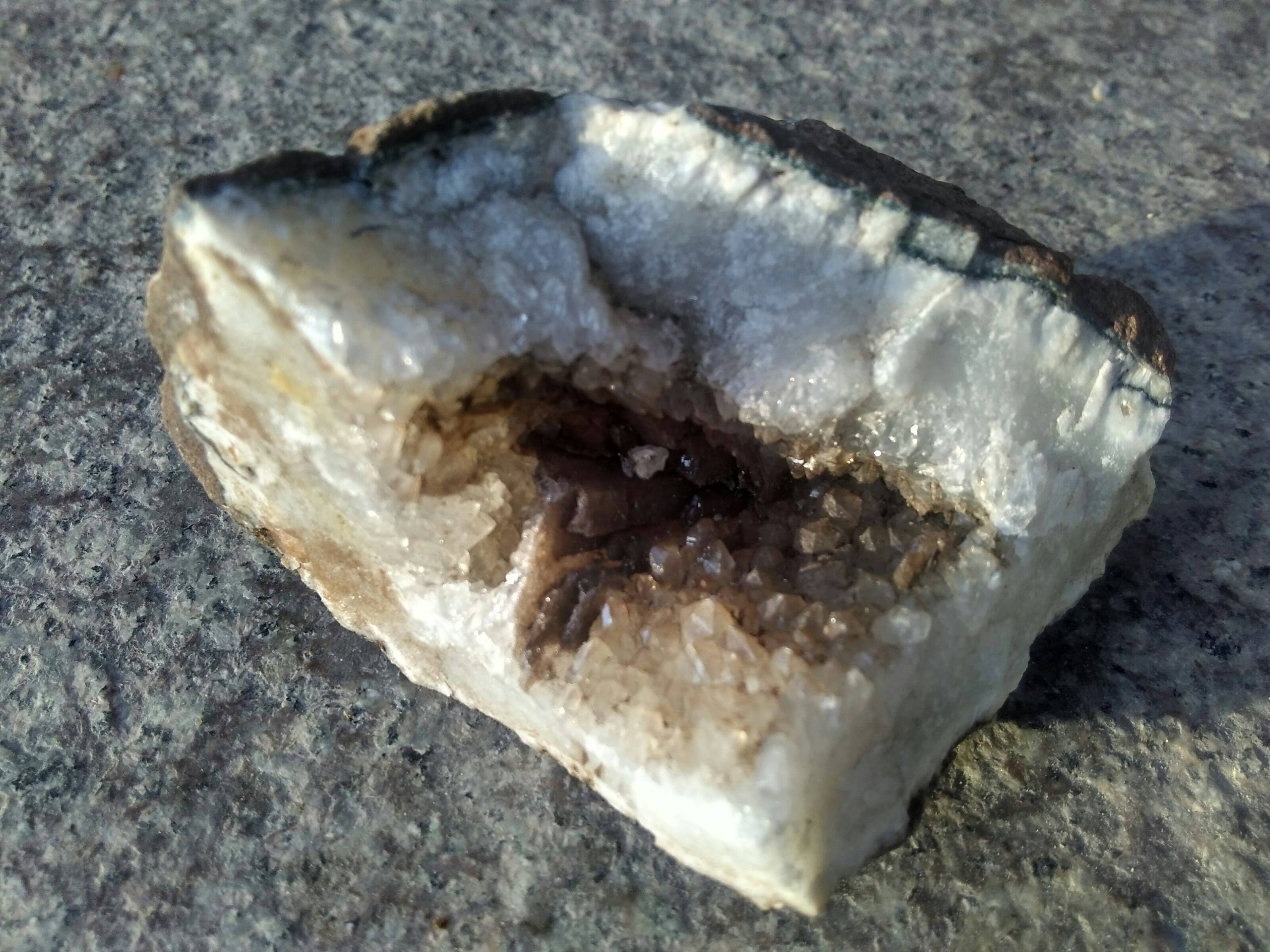 水晶石〈原石〉