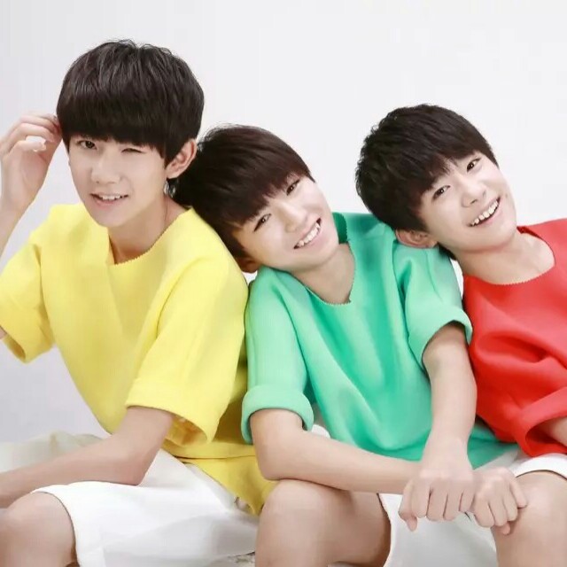 四叶草的tfboys周边小店图片