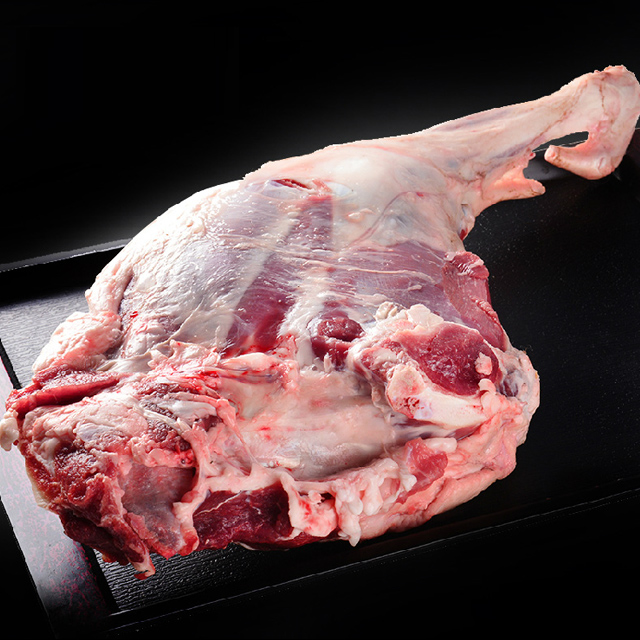羊腿 内蒙古草原羔羊肉 新鲜生鲜整只带骨羊腿肉1750g