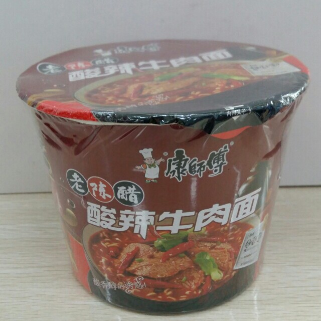 康师傅酸辣牛肉面