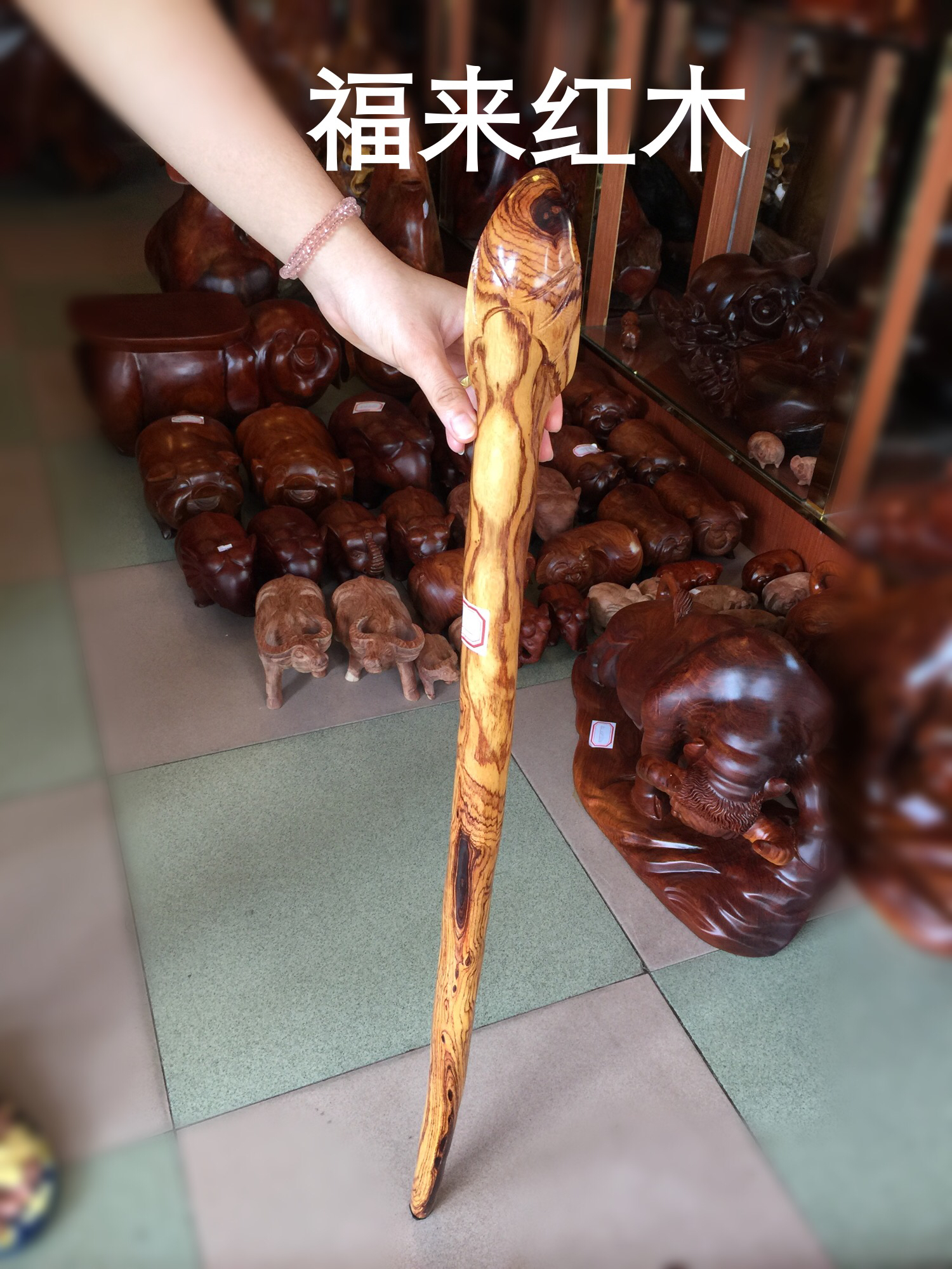 缅甸花梨整体雕刻拐杖新款上市