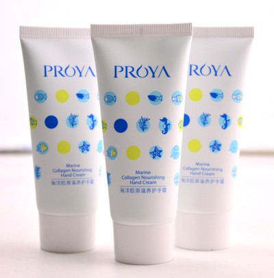 品牌: proya/珀莱雅 手部保养单品: 海洋水动力柔润护手霜 产地: 中国