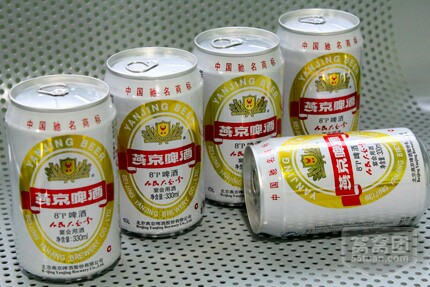 330ml燕京啤酒8°易拉罐