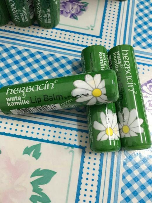 【德国润唇膏】德国护手霜相同品牌 小甘菊润唇膏 48元一支 商品图1