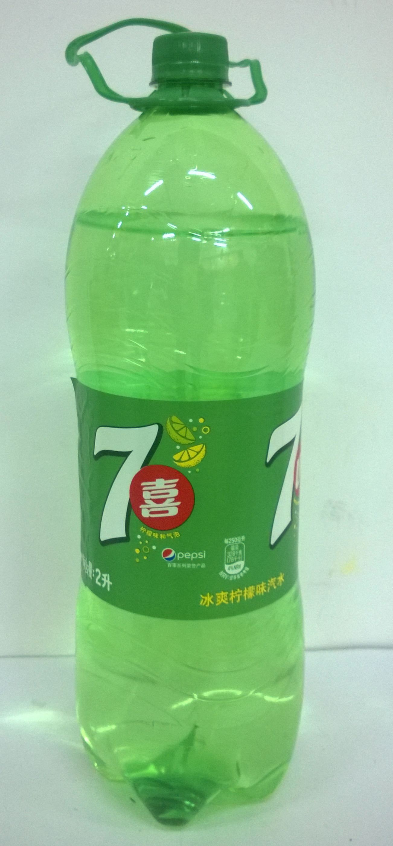 七喜冰爽柠檬味汽水 (2l)