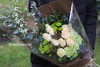明月光丨11朵玫瑰雪柳混合花束 商品缩略图2