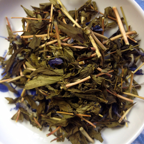 2017年夏新采·泻肺火降血压:野生黄芩茶