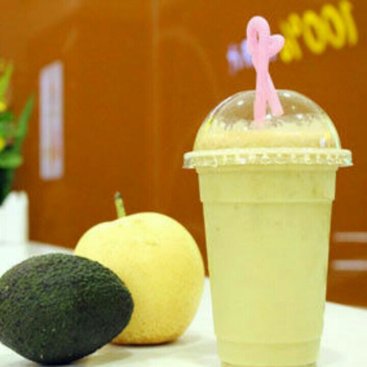 【店长推荐】牛油果雪梨汁,28.