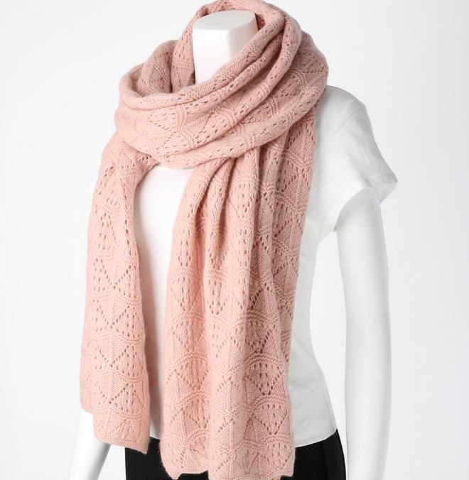 粉色纯羊绒手工编织围巾