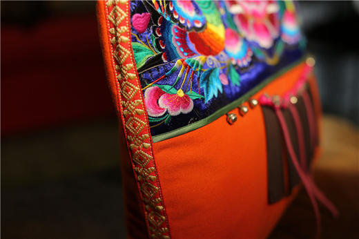 山谷居民品牌时尚苗绣单肩包/手提包 - 锦上天 商品图3