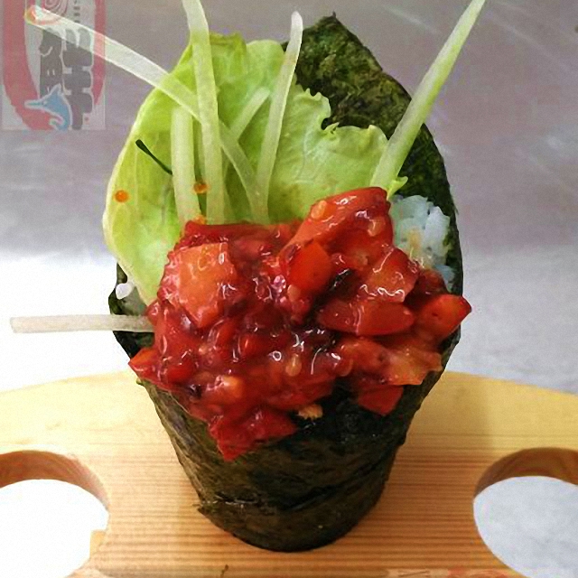 芝麻八爪鱼手卷寿司