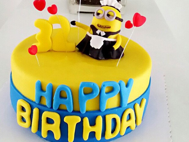 儿童生日小黄人主题甜品台