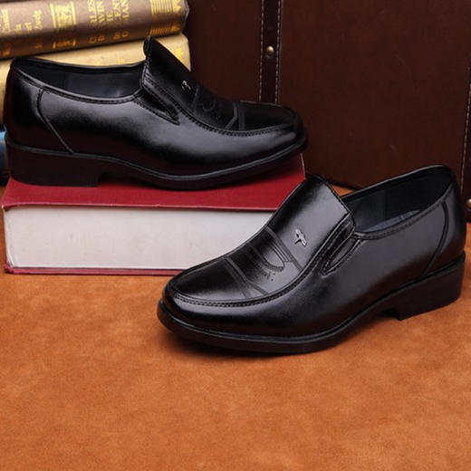 【服饰鞋包】夏季中老年爸爸鞋商务正装男士皮鞋套脚男鞋潮流透气休闲鞋男 商品图1