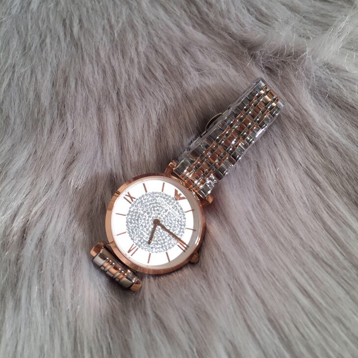 阿玛尼女士瑞士石英机芯手表 进口奥地利水钻