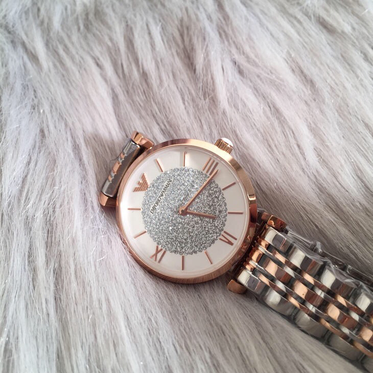 阿玛尼女士瑞士石英机芯手表 进口奥地利水钻