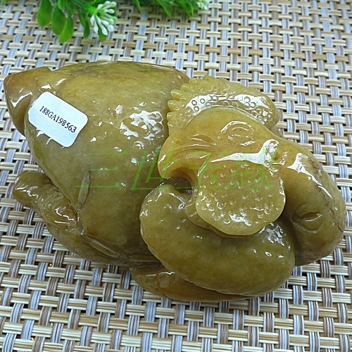 三世玉缘 qyfc-088a5 缅甸纯天然翡翠a货黄翡巧雕烧鸡摆件