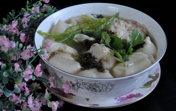 新款金鱼鲜肉小馄饨