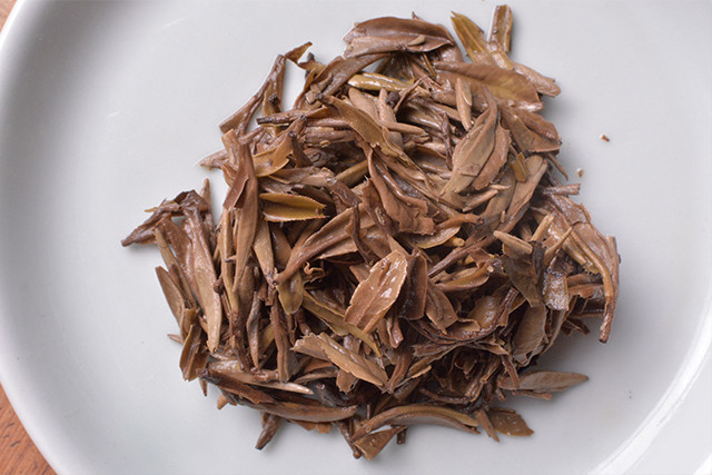 白茶 白眉老道 2011 特级白牡丹 350g