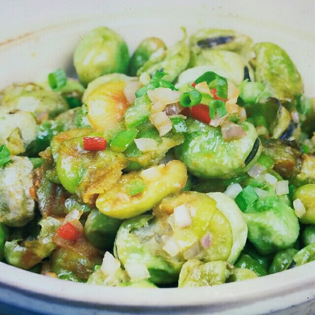 蚕豆煲