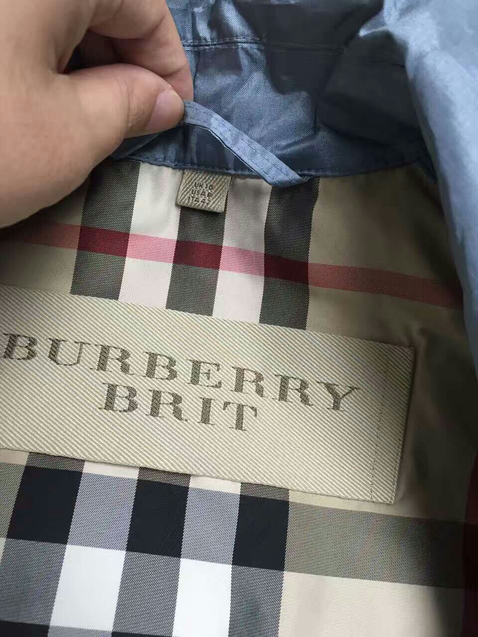 burberry 正品 女款风衣uk10码 一件 胸围54厘米 正品