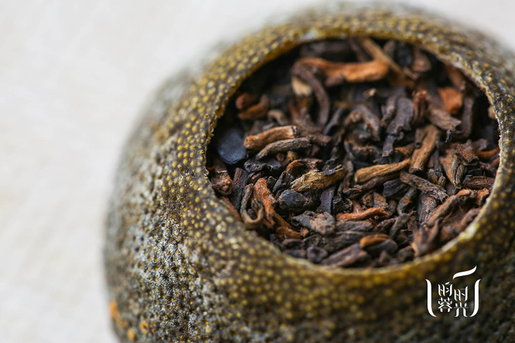 昀蓉时光·江门新会小青柑红茶·核心产地·纯手工 高山云雾红茶底