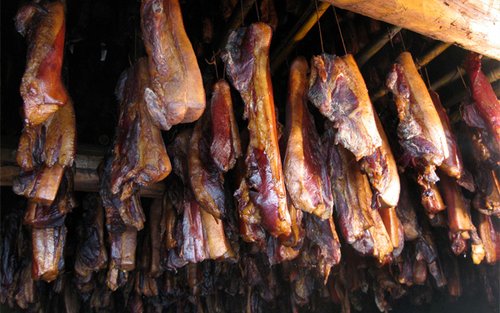 【微了爱】上磺农户柏树枝熏腊肉