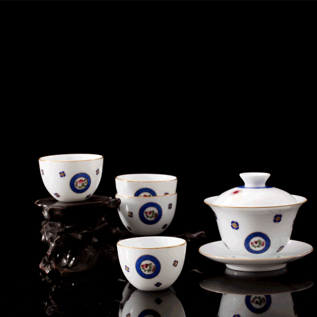 蓝地扒花粉彩三多纹小罗汉杯5头茶具
