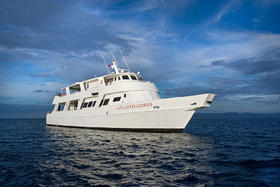 【船宿】菲律宾Atlantis Azores船宿行程 - 图巴塔哈