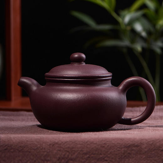 紫砂-宜兴顾爱华半手工紫茄泥大仿古190cc 商品图5