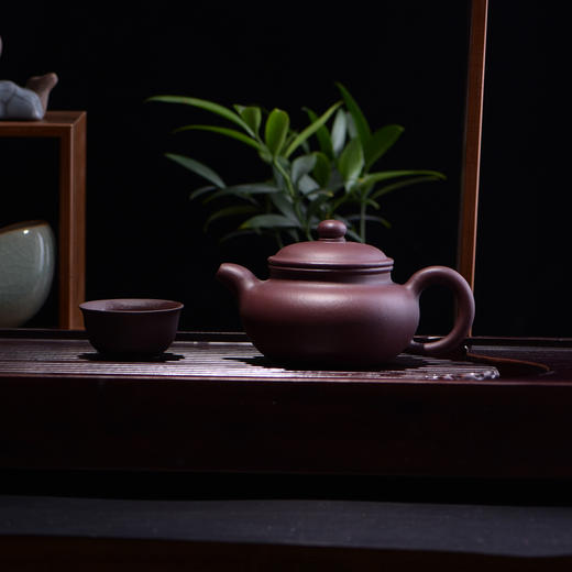 紫砂-宜兴顾爱华半手工紫茄泥大仿古190cc 商品图4
