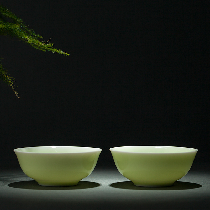 翠玉小撇口杯