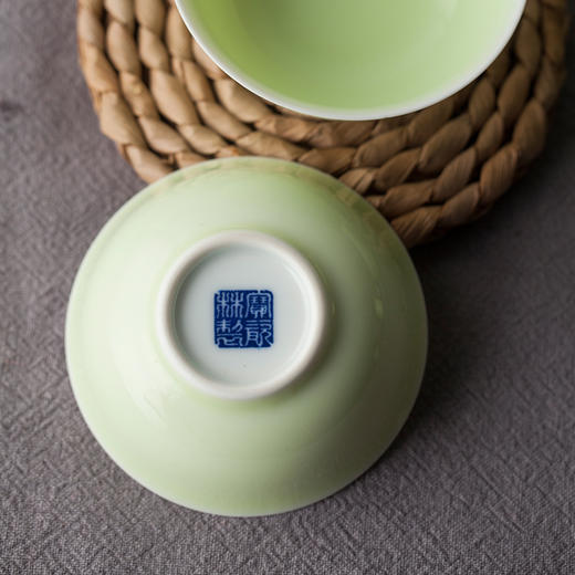 翠玉小撇口杯 商品图1