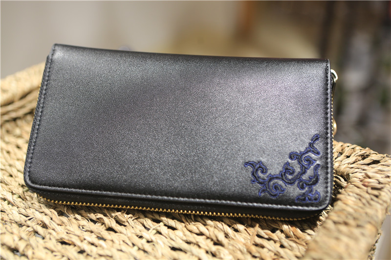 山谷居民品牌时尚苗绣手拿包/钱包——定风波