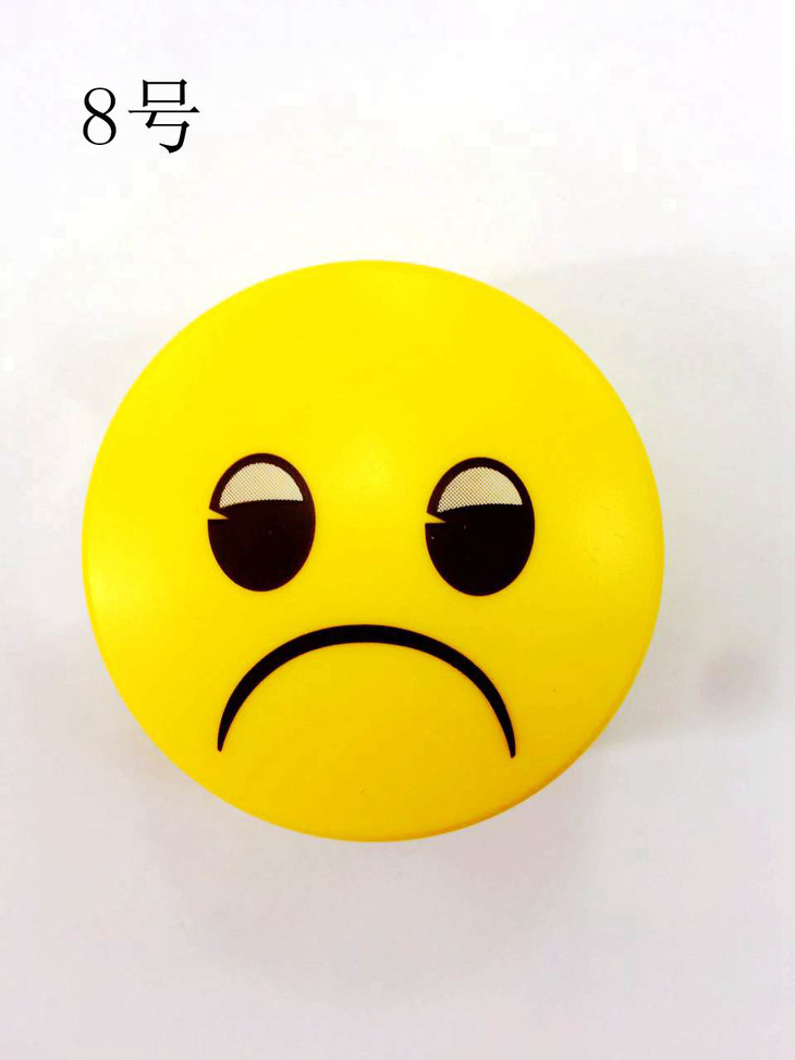 哭哭脸表情包_熊猫哭表情包_跪下哭表情包_躺着哭表情包- 楚楚之家