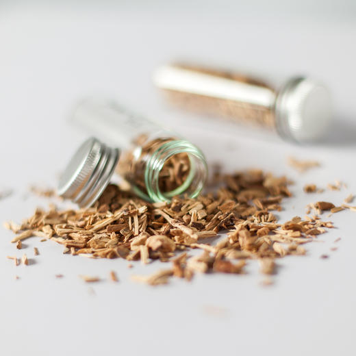 瓶装老山檀香粒（​15克装） 商品图2