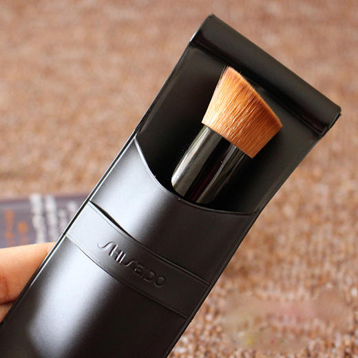 日本资生堂131粉底刷 斜平头高密度省粉 化妆腮红刷 粉底刷子 商品图2