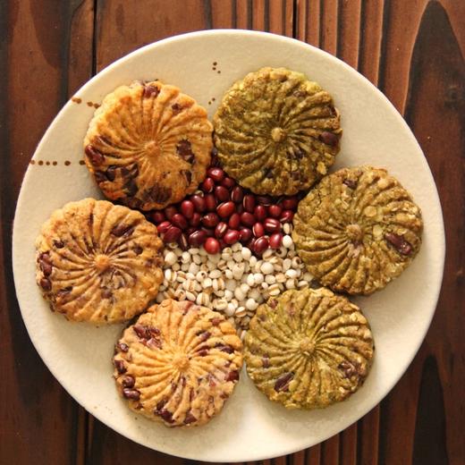 粗粮抹茶薏米粗粮饱腹代餐 除湿养生饼 450克买三送一 商品图1
