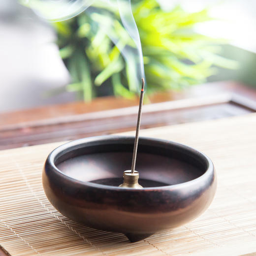 小号三足铜炉（黄铜） 商品图2