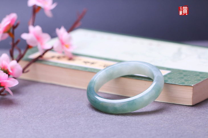14号天然翡翠花想容手镯腕间一抹绝色圈口553mm总重5866g