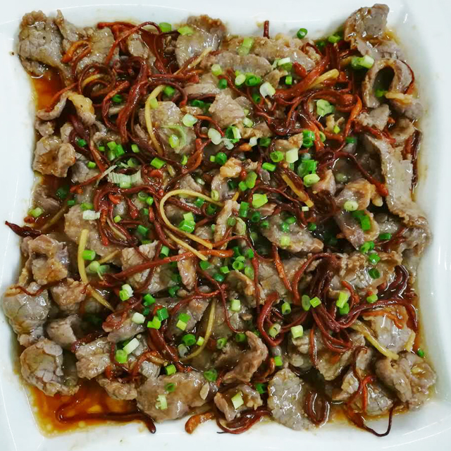 虫草花蒸牛肉!鲜美黄牛肉