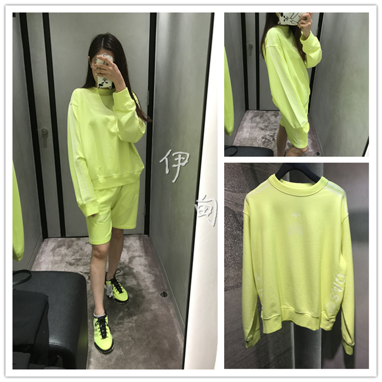 alexander wang x adidas 模特身高:164cm 体重:95斤 颜色: 荧光黄色