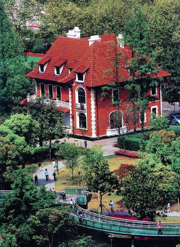 ""海上砖""八音盒--百代小红楼